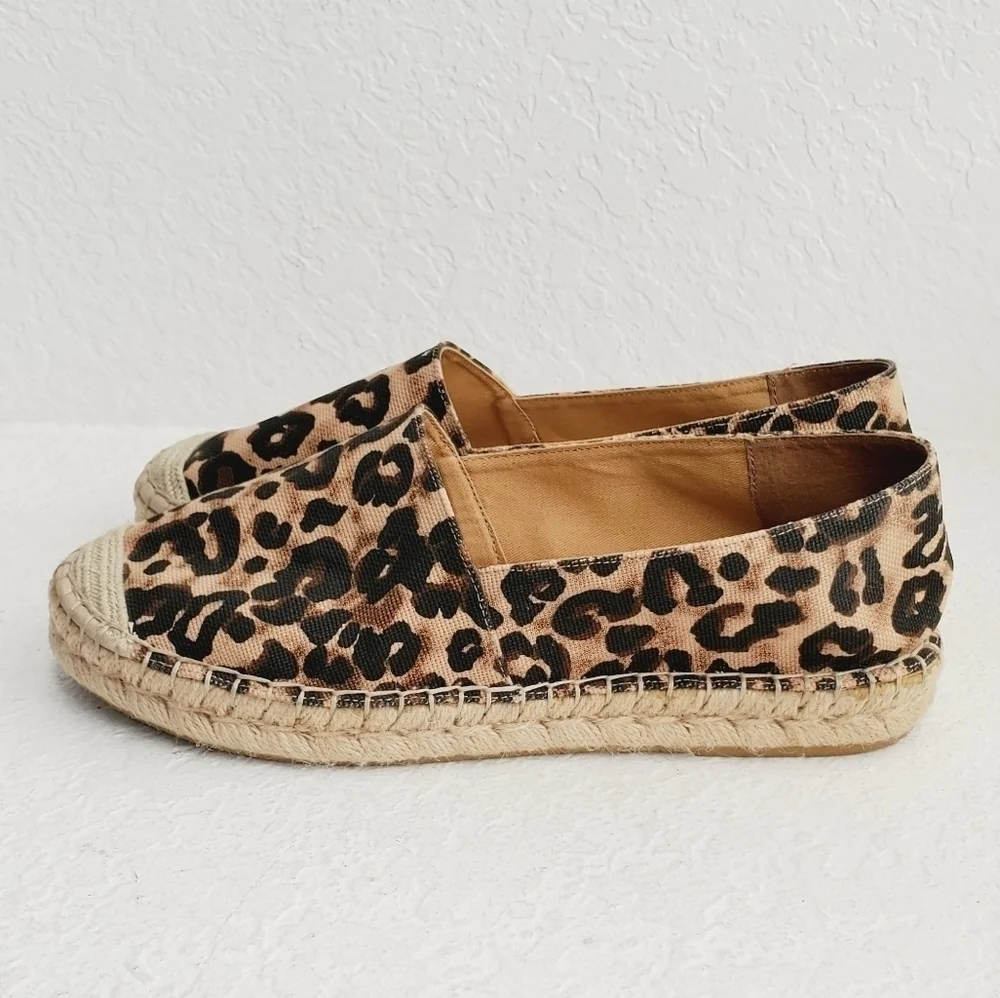 AQUA Women's Beau Espadrille Leopard Fabric Shoes